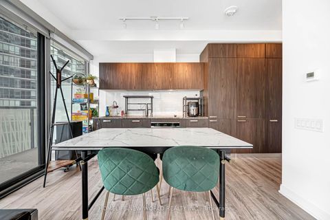 Photo 8 at 1103 - 50 Charles Street E, Yonge Corridor, Toronto