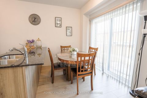 Photo 7 at 16 Fairlane Avenue, Painswick South, Barrie