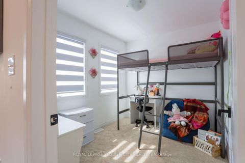 Photo 16 at 16 Fairlane Avenue, Painswick South, Barrie