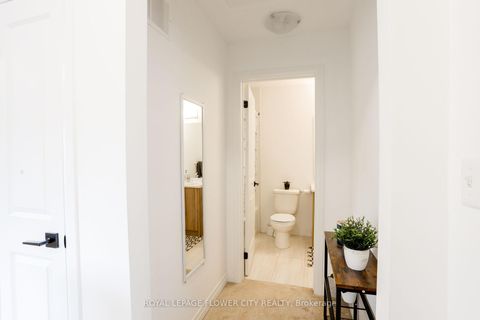 Photo 18 at 16 Fairlane Avenue, Painswick South, Barrie