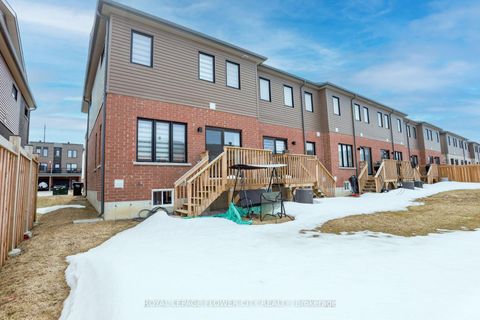 Photo 21 at 16 Fairlane Avenue, Painswick South, Barrie