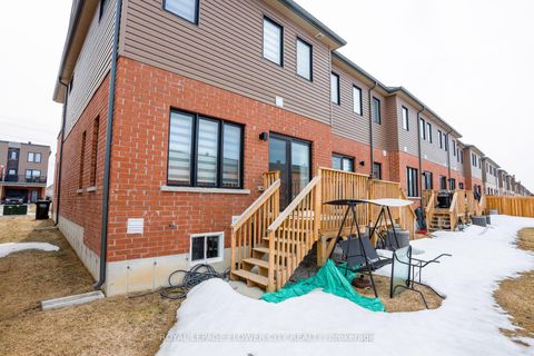 Photo 22 at 16 Fairlane Avenue, Painswick South, Barrie