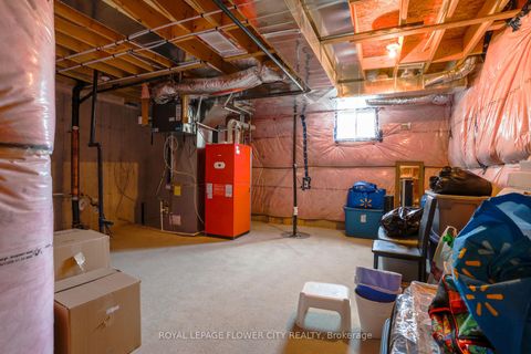 Photo 24 at 16 Fairlane Avenue, Painswick South, Barrie