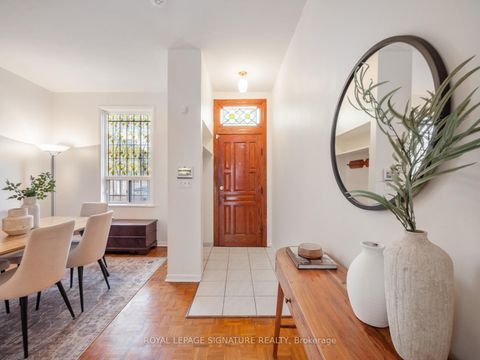 Photo 1 at 487 Sackville Street, South St. James Town, Toronto