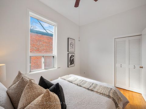 Photo 14 at 487 Sackville Street, South St. James Town, Toronto