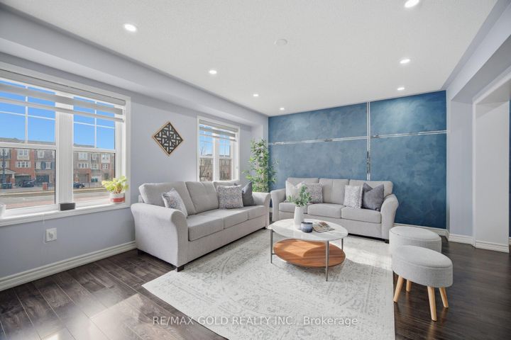 Photo 1 at 40 Memory Lane E, Northwest Brampton, Brampton