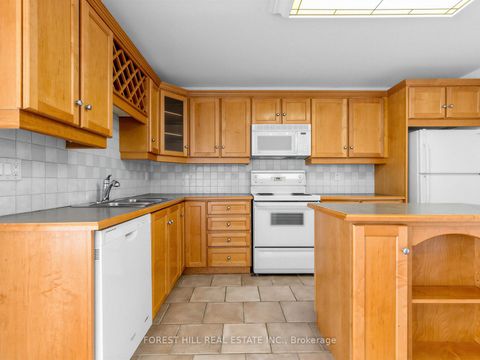 Photo 9 at 2313 - 633 Bay Street, Bay Street Corridor, Toronto