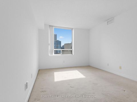 Photo 22 at 2313 - 633 Bay Street, Bay Street Corridor, Toronto