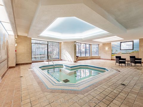 Photo 37 at 2313 - 633 Bay Street, Bay Street Corridor, Toronto