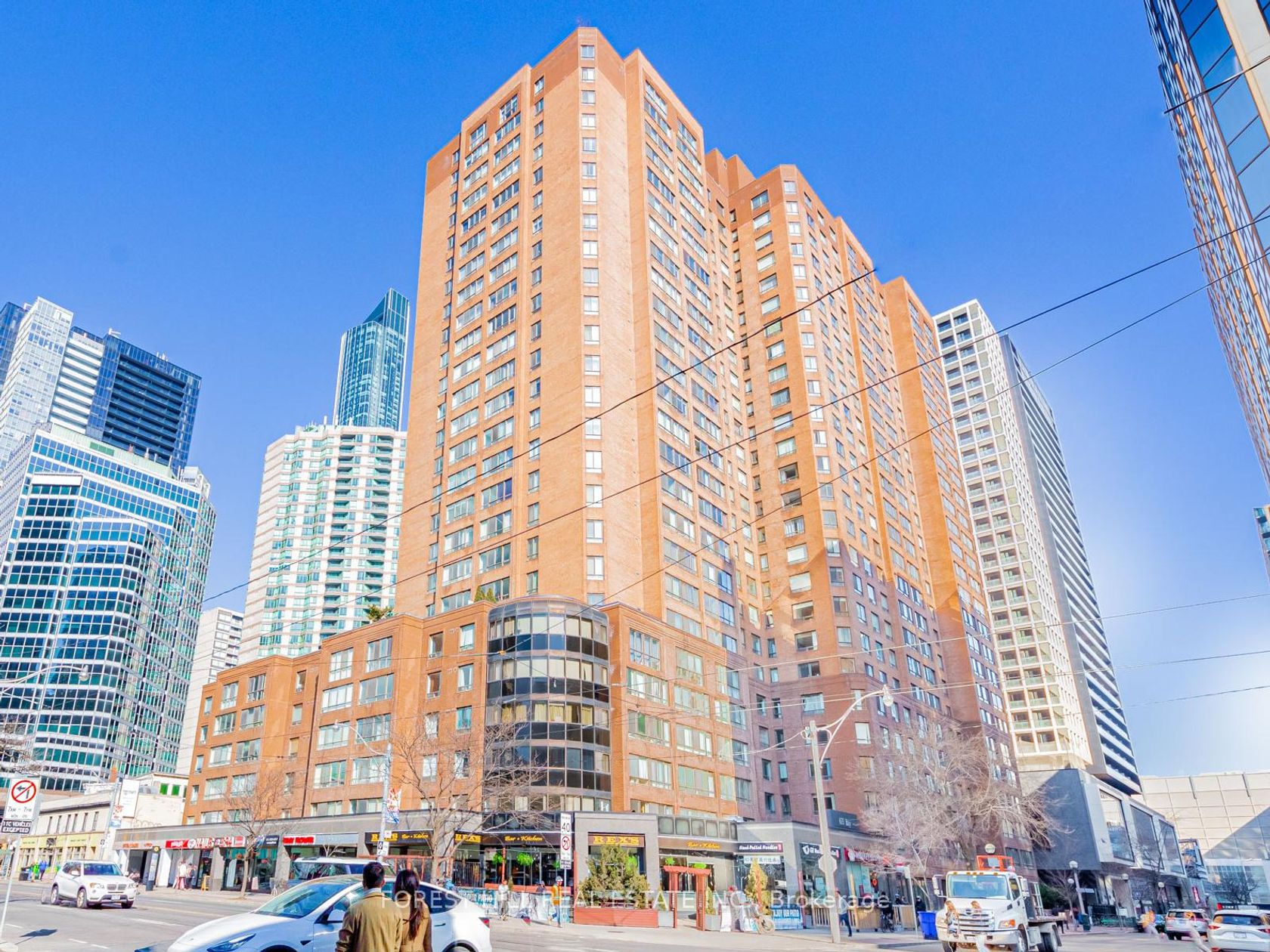 2313 - 633 Bay Street, Bay Street Corridor, Toronto photo number 2