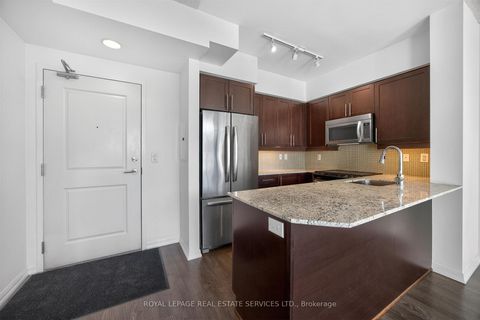 Photo 3 at 3009 - 125 Western Battery Road, Niagara, Toronto