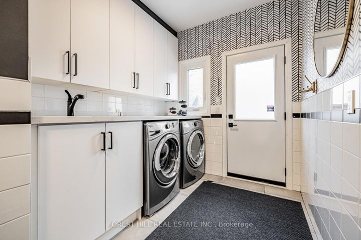 Photo 15 at 97 Clarinda Drive, Bayview Village, Toronto