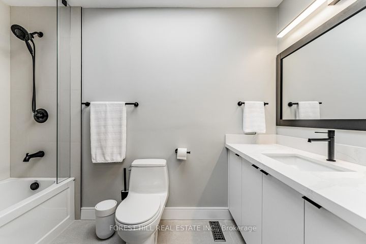 Photo 21 at 97 Clarinda Drive, Bayview Village, Toronto