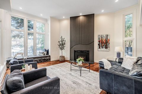 Photo 2 at 97 Clarinda Drive, Bayview Village, Toronto