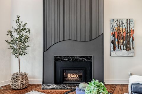 Photo 3 at 97 Clarinda Drive, Bayview Village, Toronto