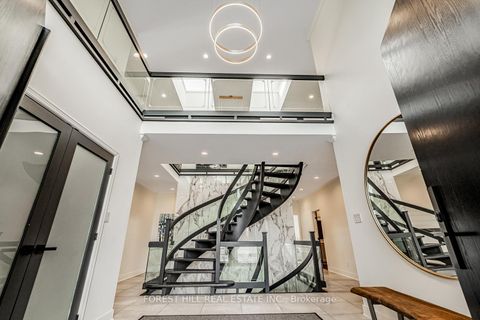 Photo 14 at 97 Clarinda Drive, Bayview Village, Toronto