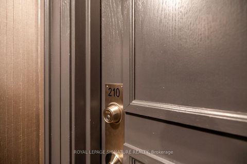 Photo 2 at 210 - 19 Northern Heights Drive, Langstaff, Richmond Hill