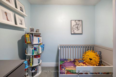 Photo 8 at 210 - 19 Northern Heights Drive, Langstaff, Richmond Hill