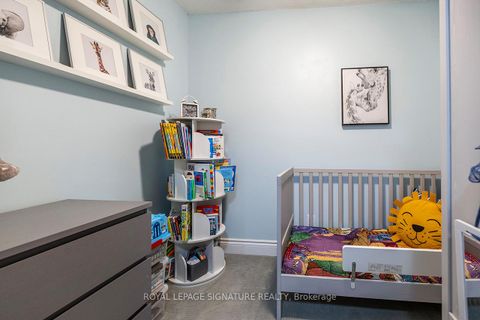 Photo 9 at 210 - 19 Northern Heights Drive, Langstaff, Richmond Hill