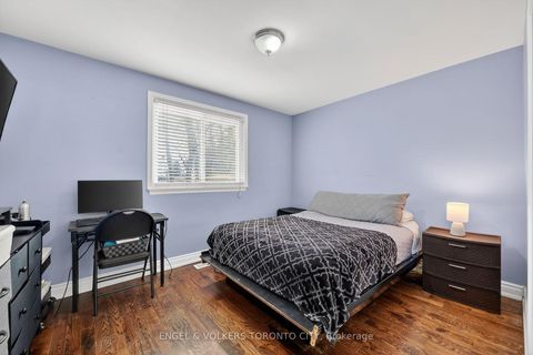 Photo 20 at 122 Septonne Avenue, London, Newmarket