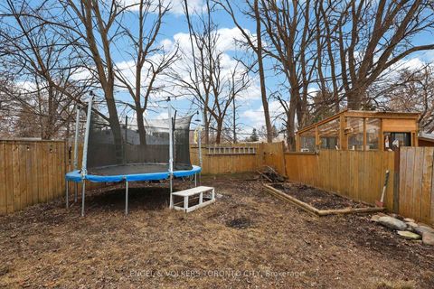 Photo 30 at 122 Septonne Avenue, London, Newmarket