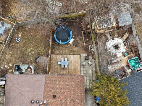 Photo 41 at 122 Septonne Avenue, London, Newmarket