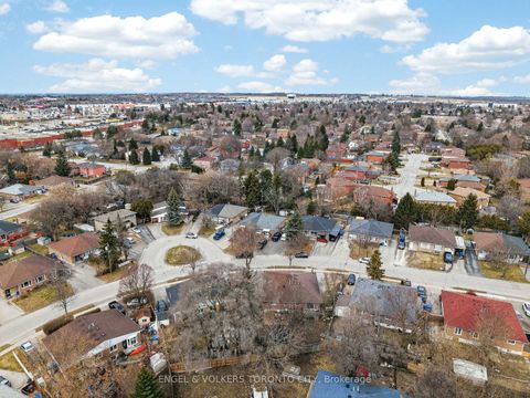 Photo 44 at 122 Septonne Avenue, London, Newmarket