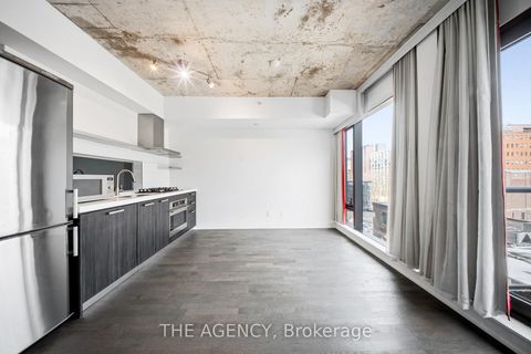 Photo 19 at 508 - 560 King Street W, Waterfront Communities C1, Toronto