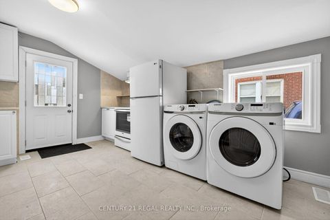 Photo 9 at 241 Mary Street N, O'Neill, Oshawa