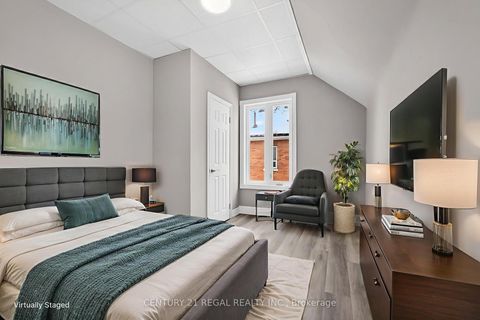 Photo 12 at 241 Mary Street N, O'Neill, Oshawa