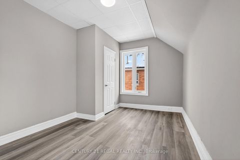 Photo 13 at 241 Mary Street N, O'Neill, Oshawa