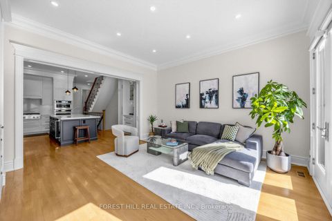 Photo 10 at 55 Lonsdale Road, St. Clair, Toronto