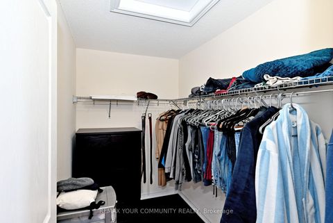 Photo 14 at 44 Stoyell Drive, Jefferson, Richmond Hill