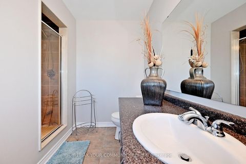 Photo 15 at 44 Stoyell Drive, Jefferson, Richmond Hill