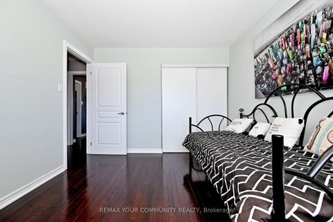 Photo 17 at 44 Stoyell Drive, Jefferson, Richmond Hill