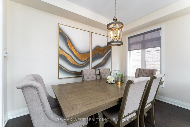 Photo 9 at 186 Bralorne Trail, Highbush, Pickering