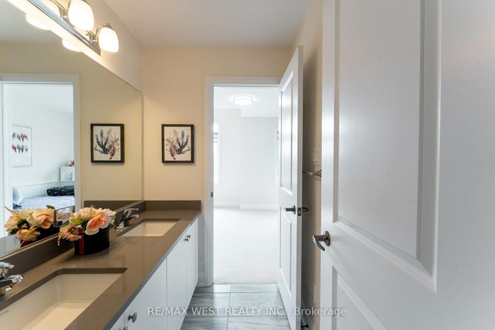 Photo 25 at 186 Bralorne Trail, Highbush, Pickering