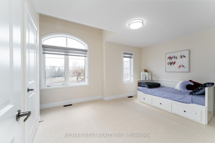 Photo 26 at 186 Bralorne Trail, Highbush, Pickering