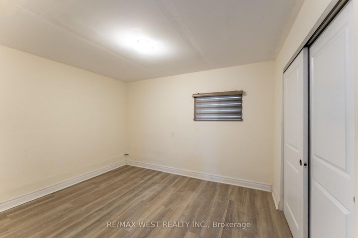 Photo 31 at 186 Bralorne Trail, Highbush, Pickering