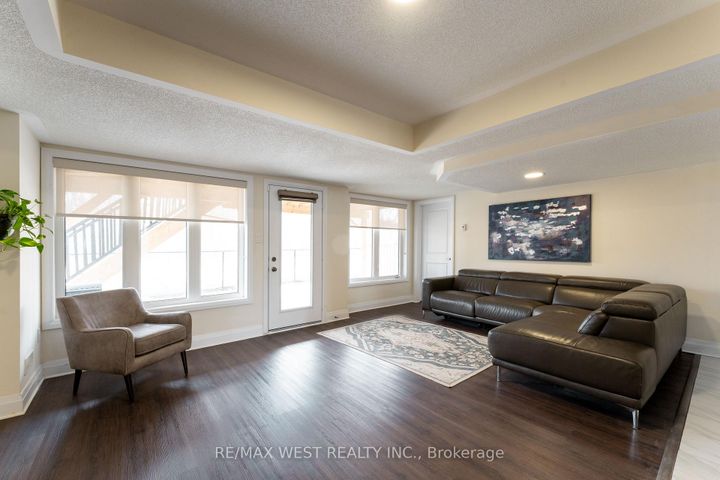 Photo 36 at 186 Bralorne Trail, Highbush, Pickering