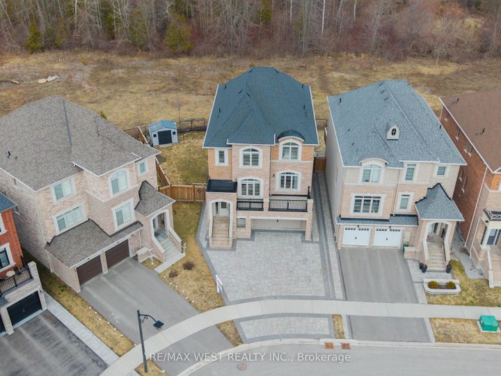 Photo 45 at 186 Bralorne Trail, Highbush, Pickering