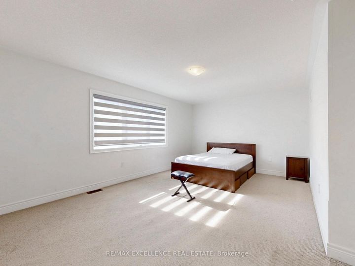 Photo 24 at 33 Tiger Crescent, Wellington North, Brampton