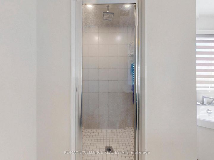 Photo 29 at 33 Tiger Crescent, Wellington North, Brampton