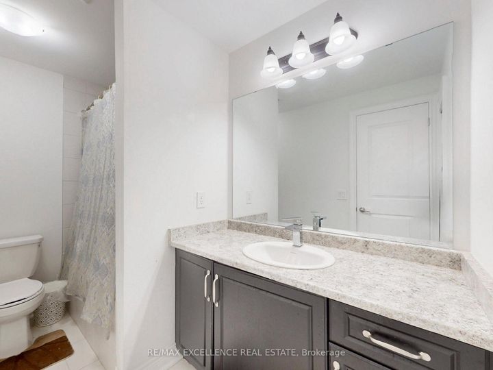 Photo 31 at 33 Tiger Crescent, Wellington North, Brampton