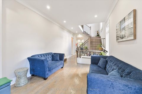 Photo 3 at 3 Holmstead Avenue, Parkview, Toronto