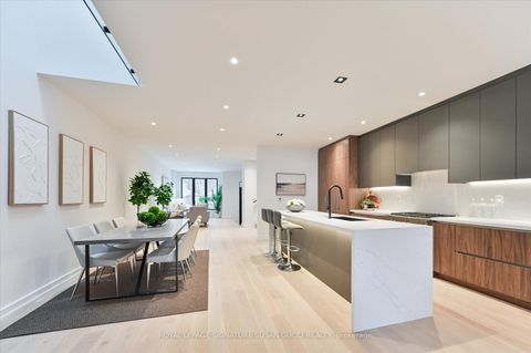 Photo 9 at 44 Doris Drive, Parkview, Toronto