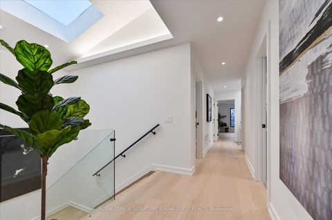 Photo 16 at 44 Doris Drive, Parkview, Toronto