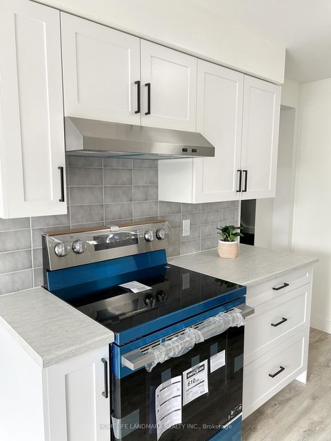 Photo 10 at 6 Silver Maple Crescent, Holly, Barrie