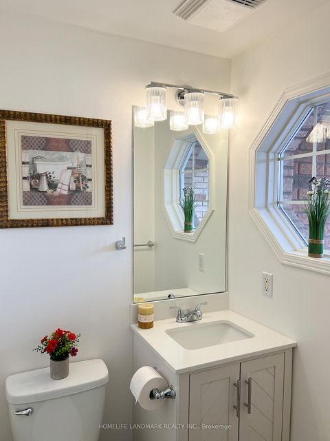 Photo 13 at 6 Silver Maple Crescent, Holly, Barrie