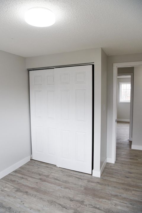 Photo 25 at 6 Silver Maple Crescent, Holly, Barrie